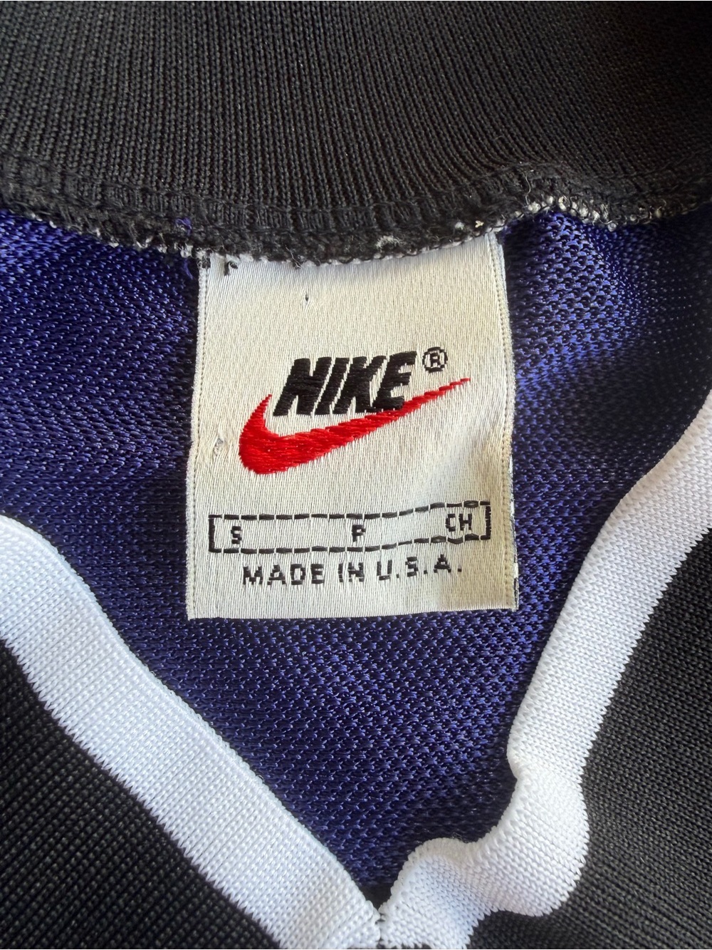 VTG ‘90s Nike Blue Striped Soccer Jersey V-Neck Size: S - Picture 11 of 11